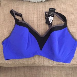 40dd sports bra